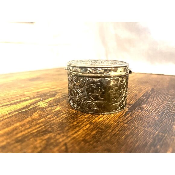 Vintage 1970s Ornate Silver-Plated Trinket Box With Red Velvet Lining - Picture 6 of 11